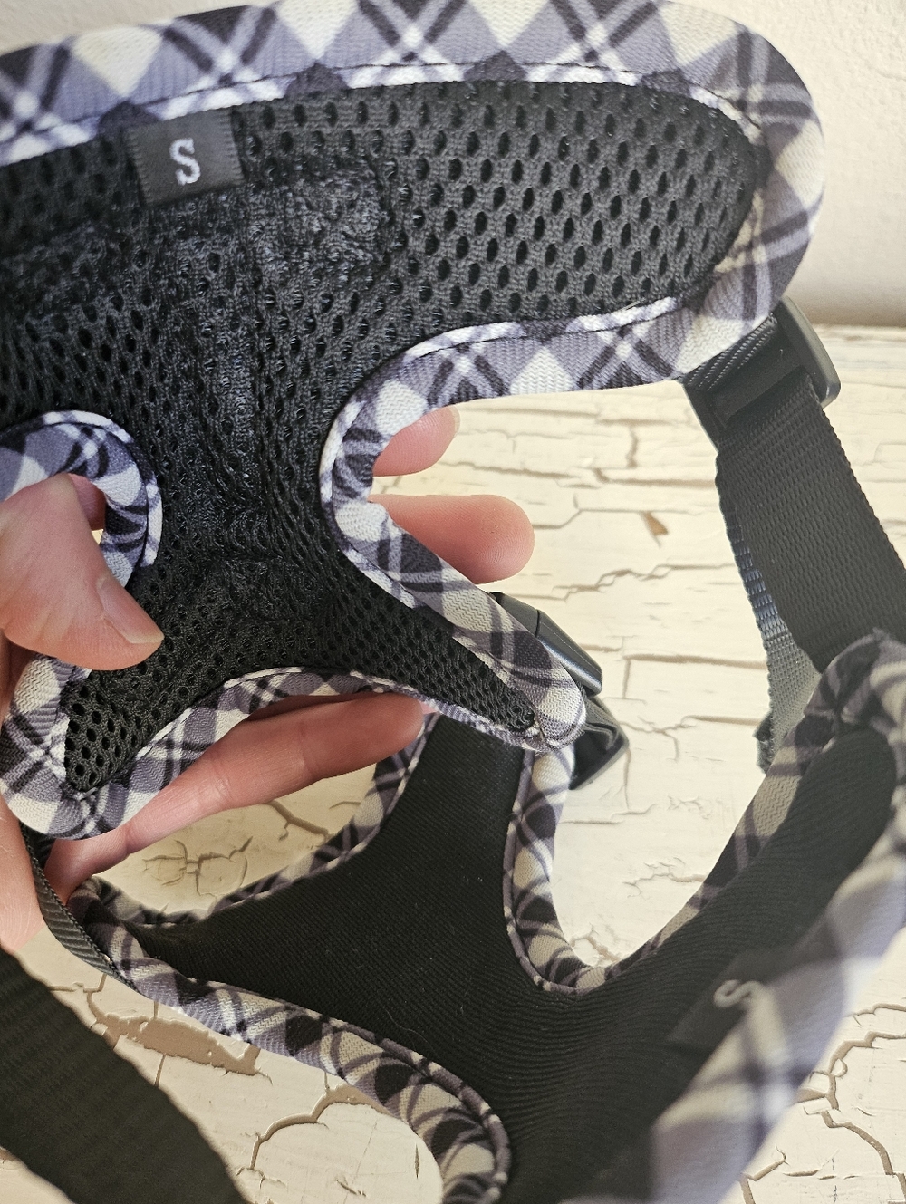 3/$15 Halypet S Harness Black and White Plaid Excellent Condition - Picture 3 of 3